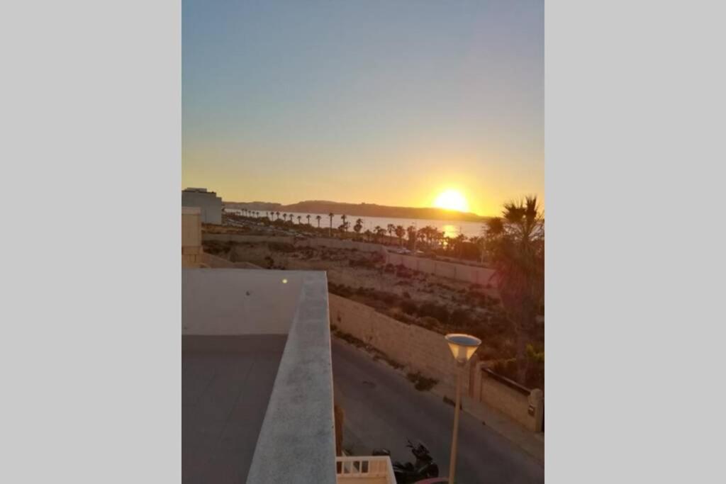 Sunshine Holiday Apartment 5 With Spectacular Seaviews 圣保罗湾城 外观 照片